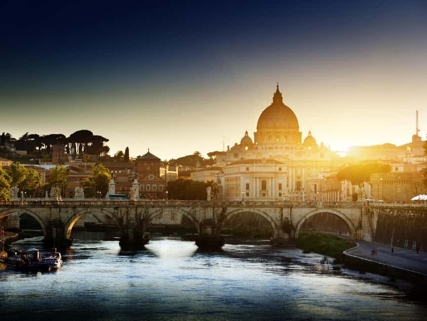 Rome: Vatican Museums and Sistine Chapel Guided Tour - Raphael Rooms: the stop that turns art into context