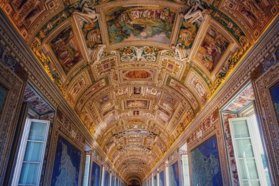 Rome: Vatican Museums and Sistine Chapel Skip-the-Line Entry - Dress code and what you can’t bring (important in practice)