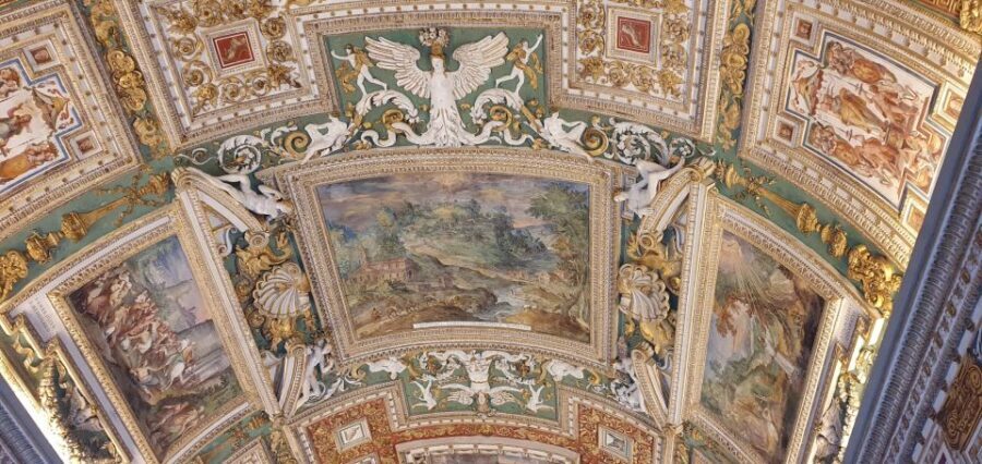 Rome: Vatican Museums and Sistine Chapel Skip-the-Line Tour - Pigna Courtyard and the Museum Start: A Smart First Impression