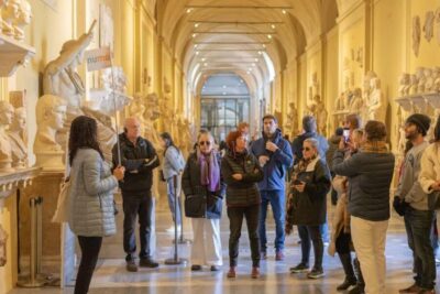 Rome: Vatican Museums, Sistine Chapel, and Basilica Tour - Pine Cone Courtyard and the Pigna Fountain: the calm before the crowd