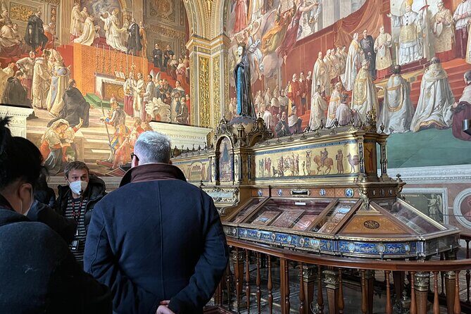 Rome: Vatican Museums, Sistine Chapel Tour and Opt Basilica Entry - What the Best Guides Do With Headsets and Crowds