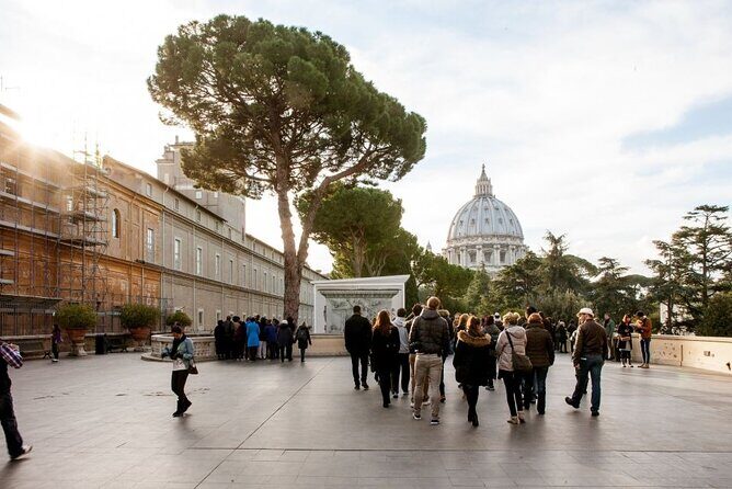 Rome: Vatican Museums & SistineChapel Fast Entry (Optional Guide) - Stop 1: Sistine Chapel first, and what 10 minutes actually means