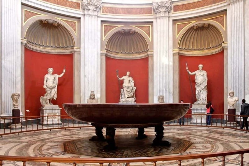 Rome: Vatican, Sistine Chapel, Basilica & Dome Private Tour - Languages and pacing: what changes for you