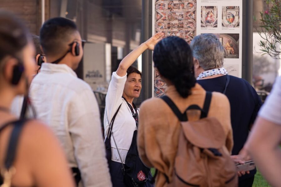 Rome: Vatican, Sistine Chapel, St. Peter's Small-Group Tour - Reserved entrance plus security: your realistic start time