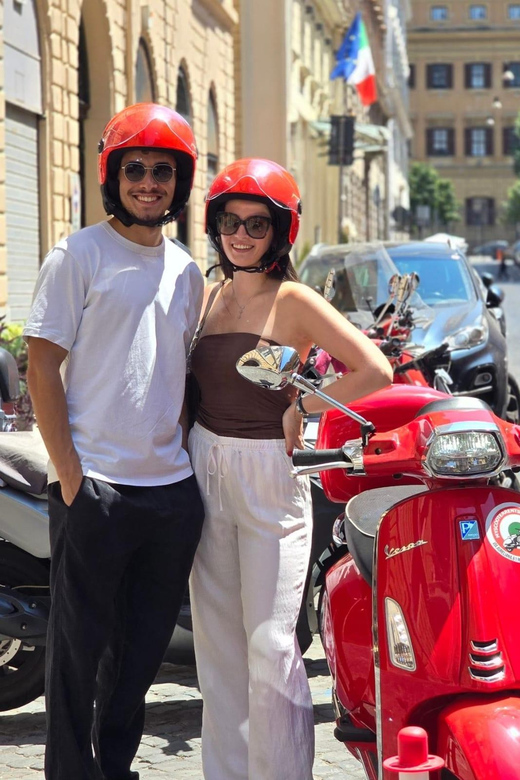 Rome Vespa 125cc Daily Rental - Why a Vespa rental fits Rome’s style better than walking