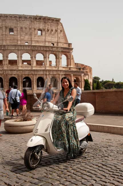 Rome Vespa: City Highlights Sightseeing Tour by Vespa - How the Guide Makes the Whole Ride Click