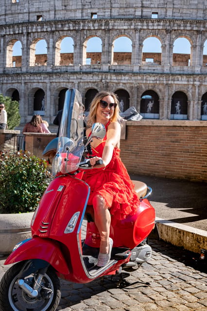 Rome: Vespa City Tour with Professional Photoshoot - Terrazza del Gianicolo: The Coffee Finale With Panoramic Views