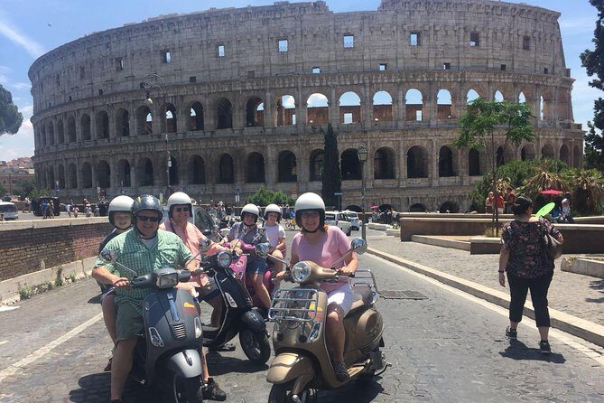 Rome Vespa Grand Tour - Pantheon and Piazza Navona: moving from monument to street life