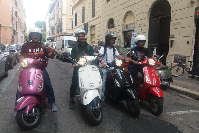 Rome Vespa Grand Tour - Guides like Emanuel: how safety and storytelling change the ride