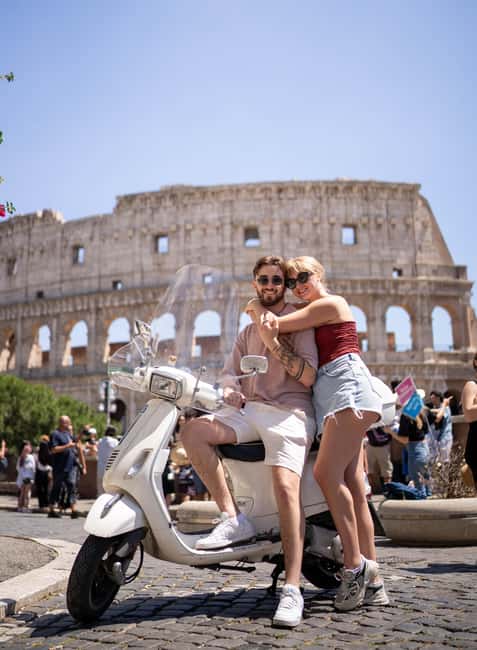 Rome: Vespa scooter tour "When in Rome" - Meeting at Snack Bar Venezia and Getting on the Vespa