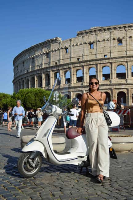 Rome: Vespa scooter tour "When in Rome" - Stop 4: Giardino degli Aranci (Orange Garden) for Free Time and Photos