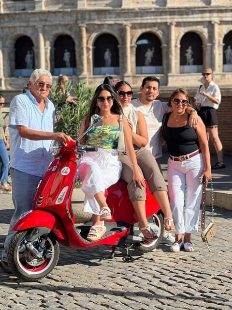 Rome: Vespa Tour & Professional Photoshoot - Colosseum Photo Stop: The Moment Rome Feels Instant