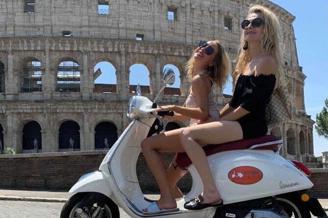 Rome Vespa Tour with Gelato Stop - Getting started: Vittoria Rent, helmets, and your first minutes in traffic