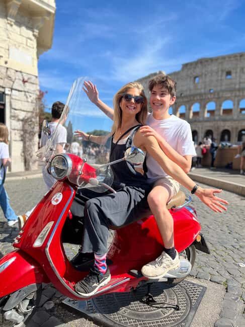 Rome: Vespa Tour with Local Guide - Fontana dell’Acqua Paola: the dessert and spring-water reset