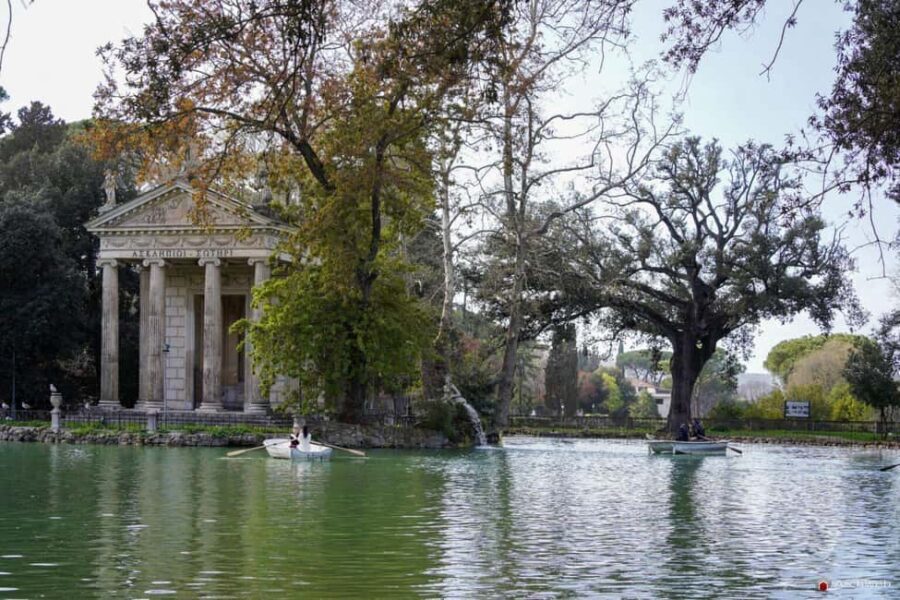 ROME: Villa Borghese Lake tour by boat paddling independently +aperitivo - Meeting at Settimino Severo: Start Smooth, Not Confused