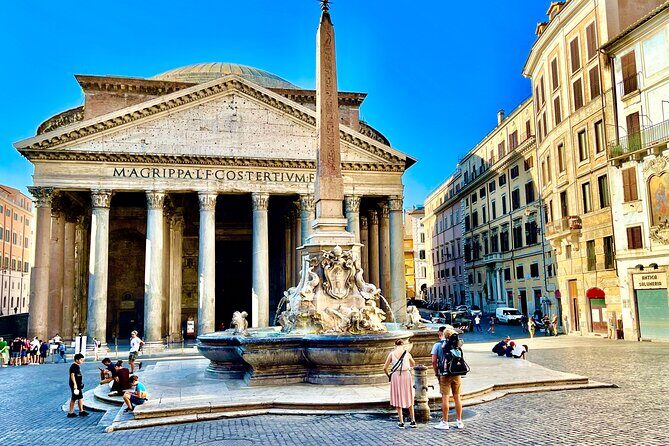 Rome VIP Chauffeured Sightseeing Tour Hotel Pick up and Drop Off - Colosseum outside at night: the photo-first approach