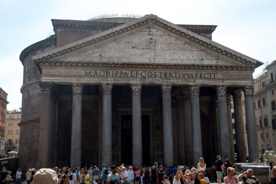 Rome: Walking Tour and Hop-On Hop-Off Bus Ticket - 90 Minutes on Foot: Piazza Navona, Pantheon, and Trevi With a Real Guide