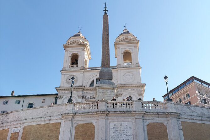 Rome Walking Tour - Spanish Steps, Trevi Fountain, Navona Square & Pantheon - Pantheon Square: The Dome’s Size and the Building’s Many Lives