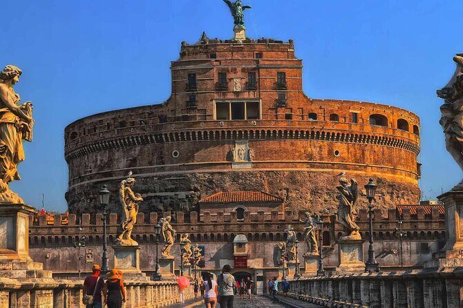 Rome: Walking Tour through the Marvel of the city - Pantheon: the one stop where you should budget for entry