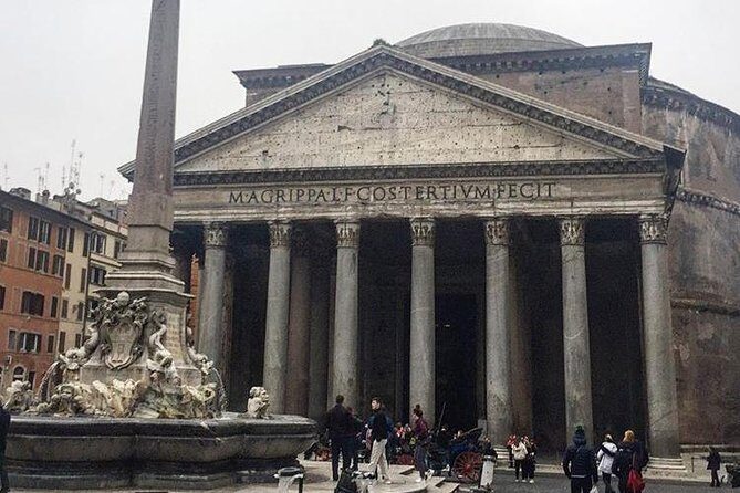 Rome Walking Tour - St. Peter’s Square: Getting Your Bearings Fast