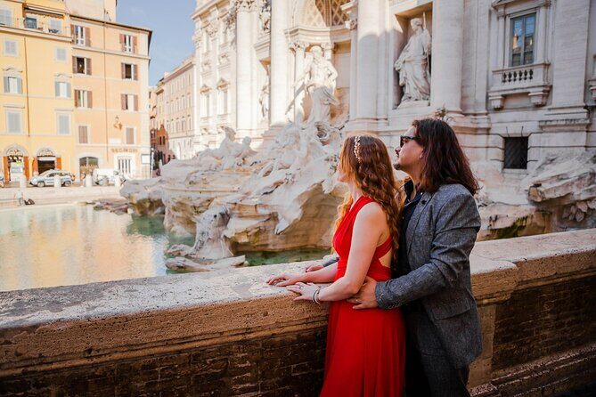 Rome: Your Own Private Photoshoot at the Trevi Fountain - Getting good photos in a crowded spot: the real value