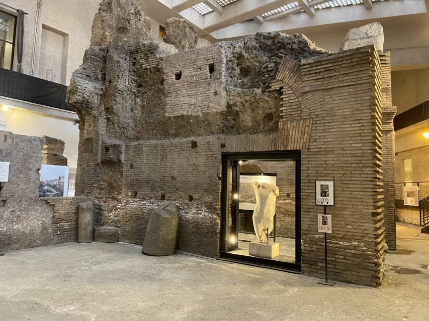 Rome:CityCenter Hidden Highlights Guided Walking Tour German - Finishing at La Rinascente: Easy Next Step for Your Afternoon