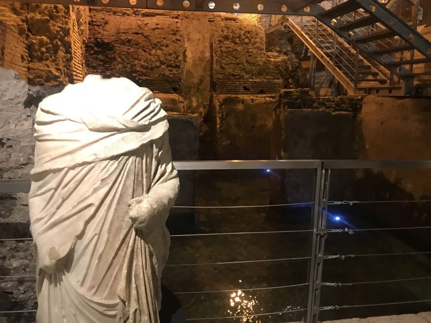 Rome:CityCenter Hidden Highlights Guided Walking Tour German - Piazza Navona, Trevi, and the Pantheon: The “Top Sights” Part Actually Feels Guided