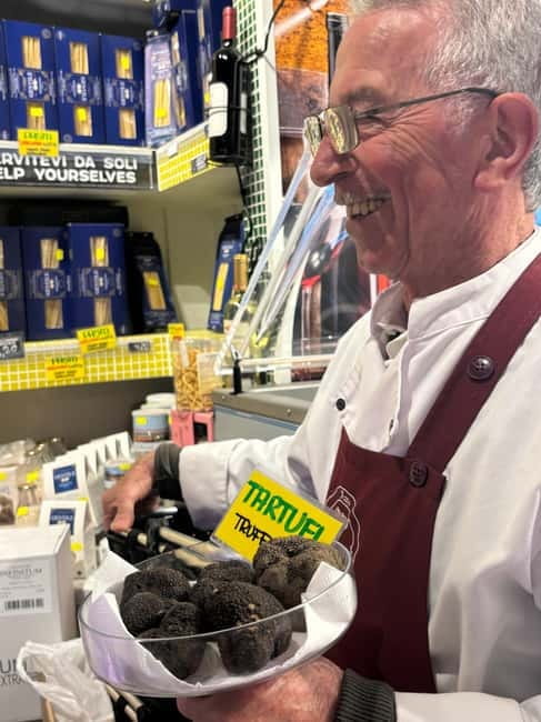 ROME:Hands-On Lasagna & Marsala Tiramisu Cooking Experience" - Bolognese Sauce and Béchamel: Building Flavor the Italian Way