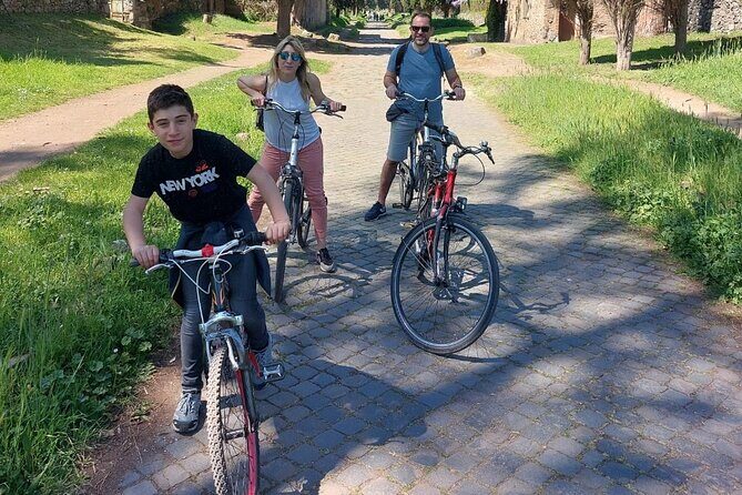 Rome's Ultimate Bike Tour - A Rome bike tour that connects monuments and open air