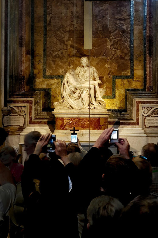 Rome:St. Peter's Basilica Tour, Exclusive Underground Access - Getting the big perspective: the view of St. Peter’s Square from within