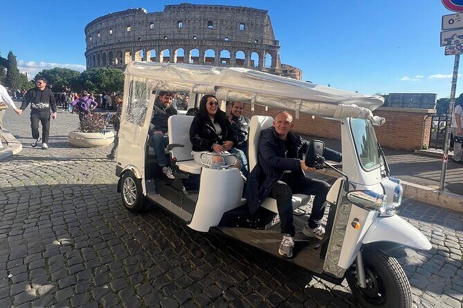 Rome:Tuk-Tuk Private Tour of the City Center - Piazza Venezia, Largo Argentina cats, and Minerva: symbols, street-level history, and art