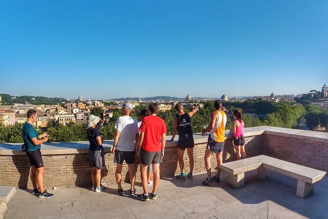 Running Tour through Rome - The 90-minute route vibe: running between ancient “wow”