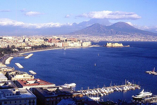 Scooter Tour In Naples - Meeting point and what to expect at the start (Calata Trinità Maggiore)