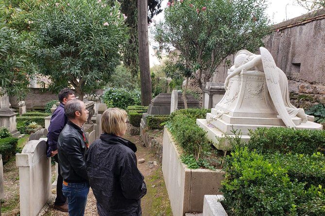 Secret Rome by Vespa private Tour - Knights of Malta keyhole: the framing shot, done right