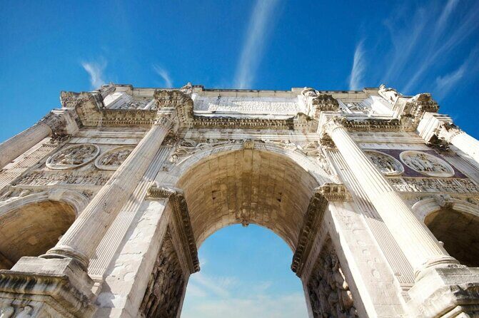 Self Guided Audio Tour-Coliseum & the Gladiator's Legends - Starting at Piazza del Colosseo and Getting Oriented Fast