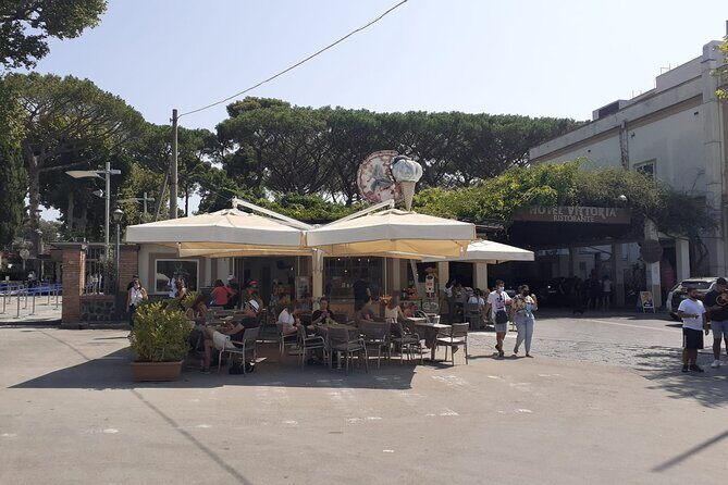 Semi - Private Tour of Pompeii with an Archaeologist - Your guide is the product: Lello, Camilla, Leonardo, and more