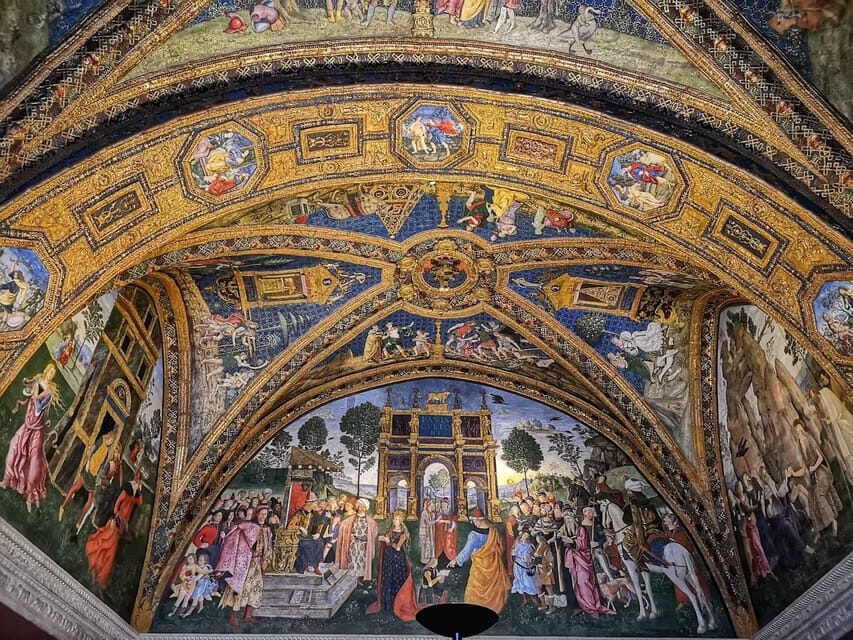 Semi-private Tour of the Vatican Museums - Gallery of Maps (16th century): a Vatican you can read