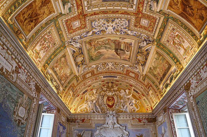 Semi Private Tour Vatican Museums and Sistine Chapel - Sistine Chapel in 30 minutes: what you should pay attention to