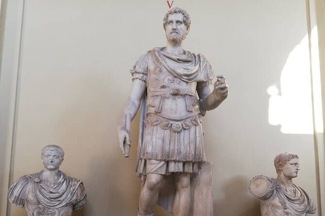 Semi-Private tour: Vatican Museums VIP - Pio Clementino Museum and the themed galleries that teach your eye