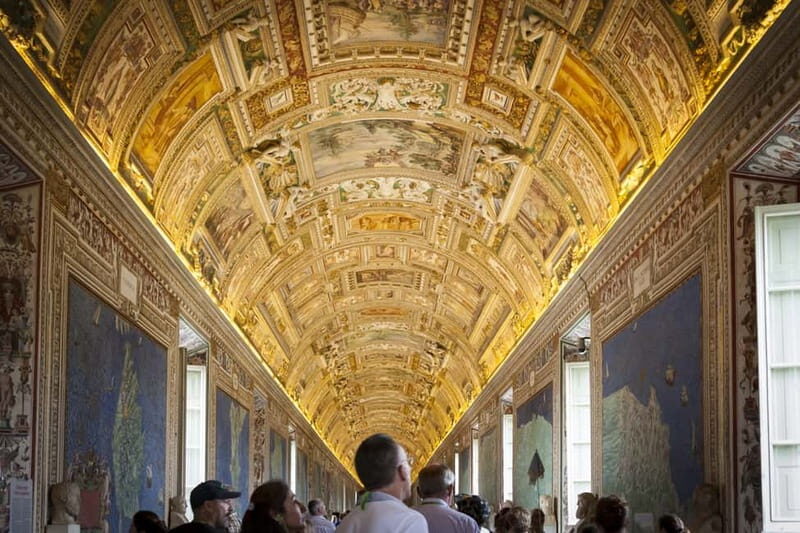 Semiprivate Guided Tour of Vatican Museums & Sistine Chapel - Why this semi-private Vatican morning is good value