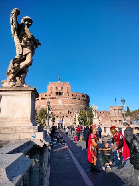Sette colli tour - Quiet routing through Monti (Esquiline Hill) and a final Quirinale greeting