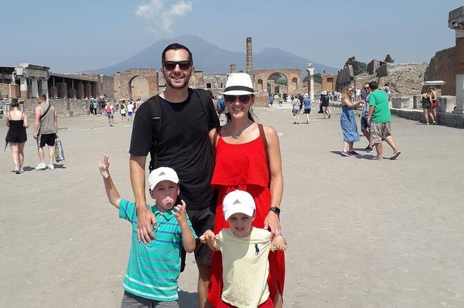 Shore Excursion Tour for Kids from Naples to Pompeii and Amalfi Coast - The Amalfi Coast segment: time in Sorrento or Positano
