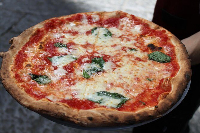 Sightseeing Tour and Pizza in Napoli - Key things to know before you go