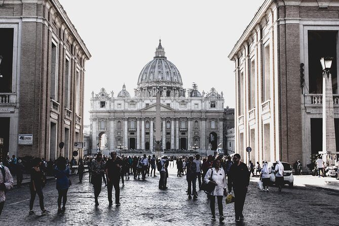 Sistine Chapel And Vatican Museums Skip The Line Tour - Mobile ticket and small-group flow (max 13)