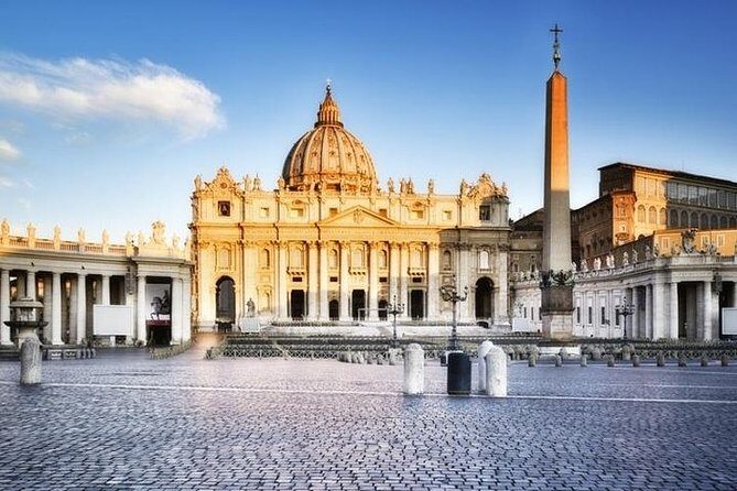 Sistine Chapel Morning Tour with Vatican Museums Galleries & Raphael Rooms - Guides, style, and what to expect from the explanation