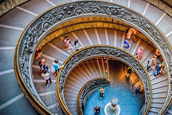 Sistine Chapel & Vatican Museums evening private tour with pickup - Evening entry to the Vatican: why timing is the whole game