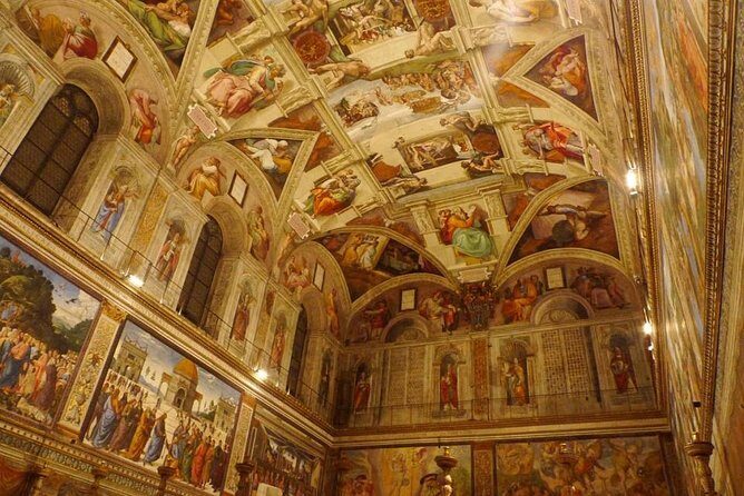 Sistine Chapel & Vatican Museums evening private tour with pickup - The guide experience: clear storytelling with real expertise