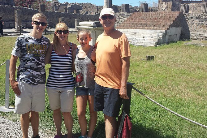 Skip the Line Pompeii Tour For Kids and Families w Special Guide - What Makes the “Skip the Line” Part Matter for Families