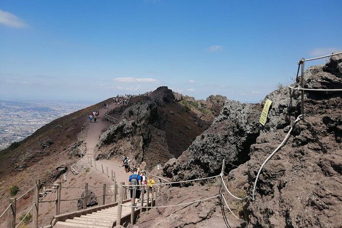 Skip-the-Line Pompeii & Volcano Vesuvius Day Tour w Hotel or Port Pickup - Why the tour is about just over two hours (and why that’s good)