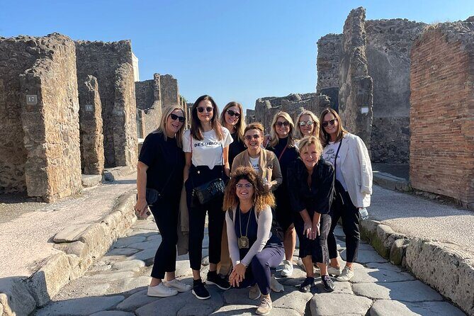 Skip-The-Line Tickets VIP Small Group Tour To Pompei and Vesuvius - A light lunch that keeps momentum